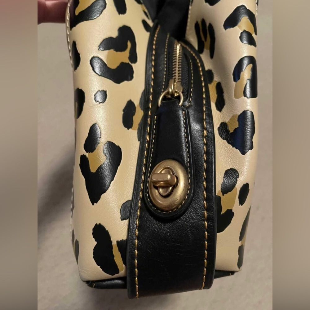 Coach purse like new